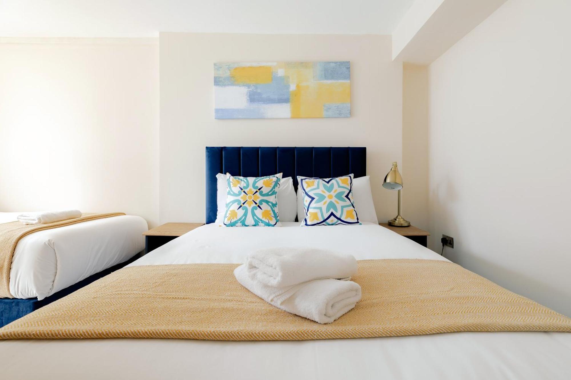 Two Bedroom Apartment Near Hyde Park And Oxford Street London Exterior foto