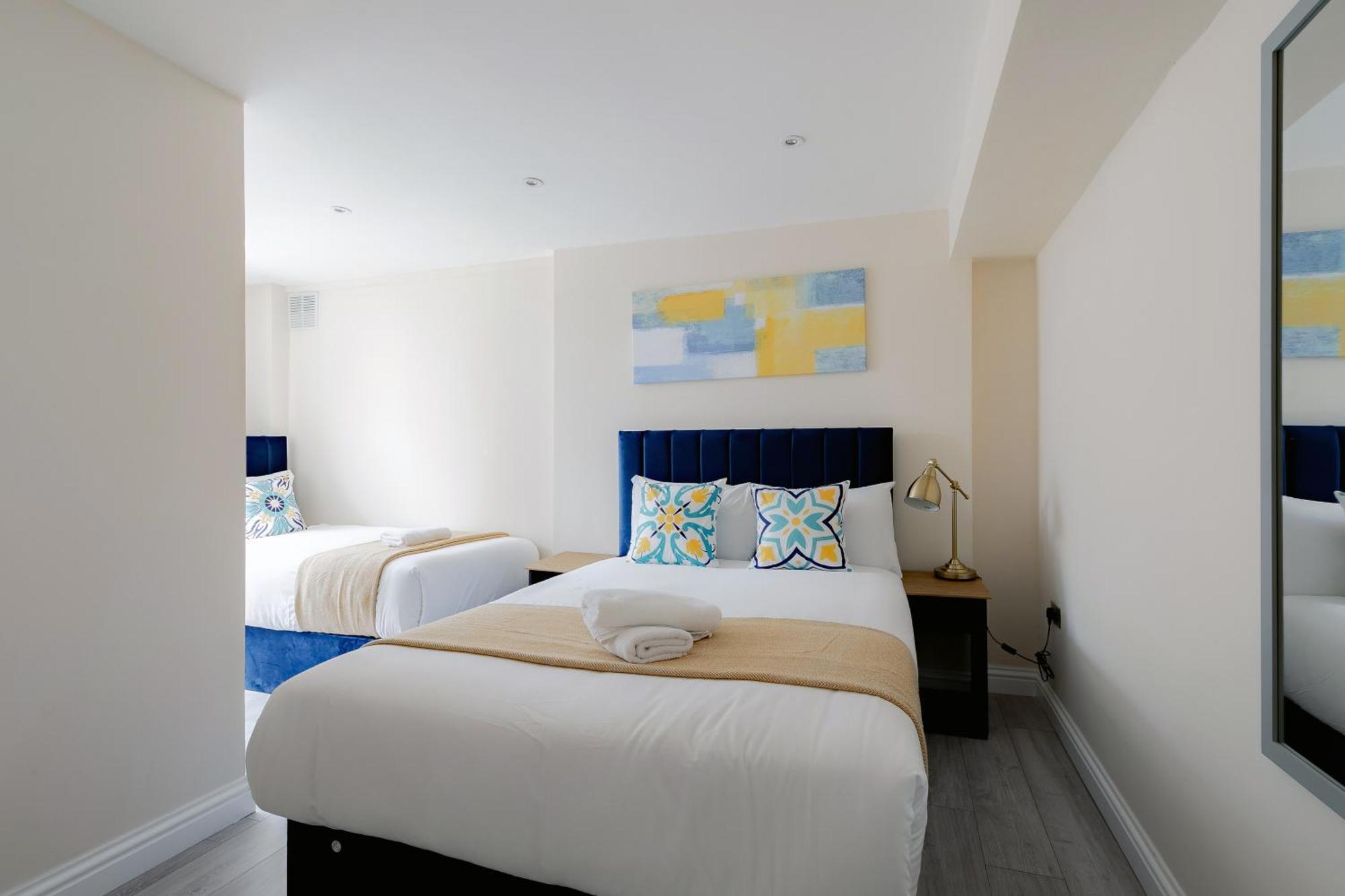 Two Bedroom Apartment Near Hyde Park And Oxford Street London Exterior foto